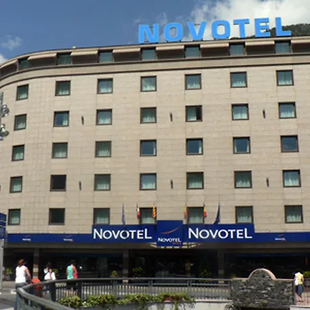 Novotel מלון 4*